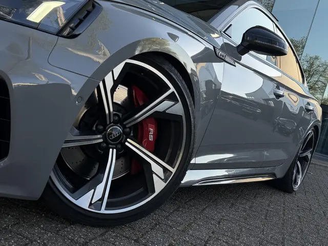 Audi RS5 Sportback 2.9 TFSI quattro Milltek | Schuifdak | B&O | Camera