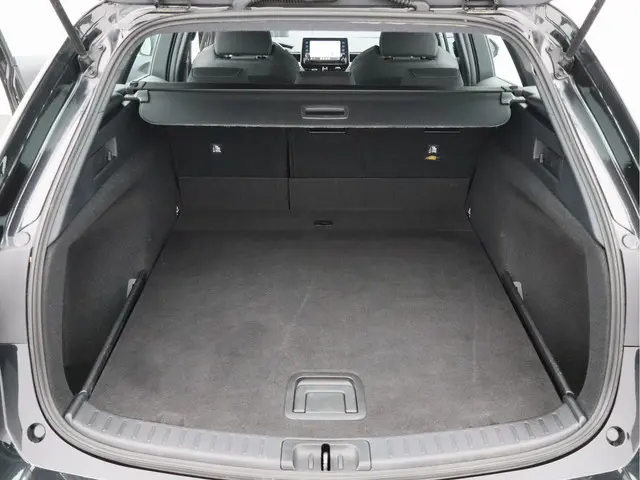 Toyota Corolla Touring Sports