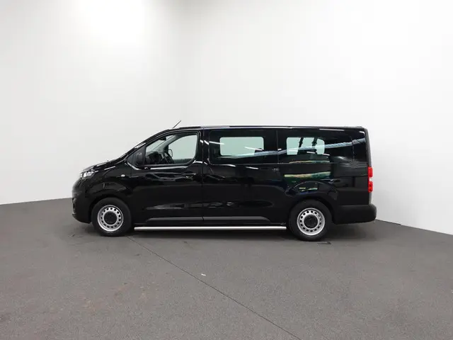 Opel Vivaro-e Combi L3H1 75 kWh Vivaro-e Combi 75-kWh L3H1 9-persoons PERSONENBUS Airco Navi PDCA Si...