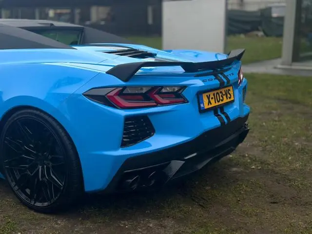 Corvette C8