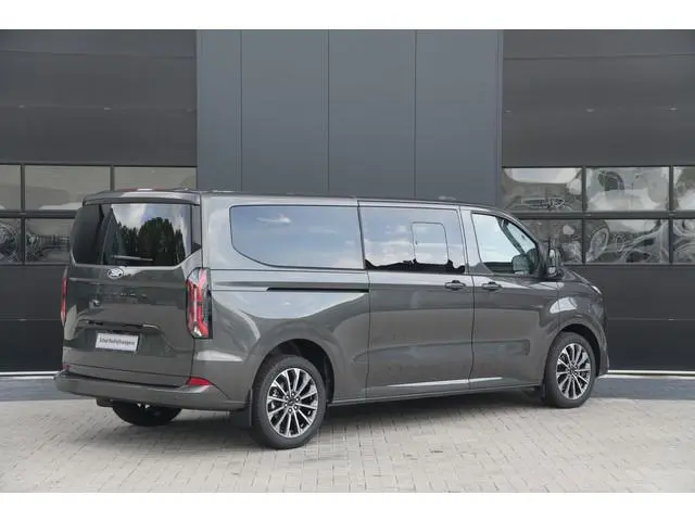 Ford Tourneo