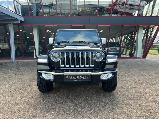 Jeep Wrangler Unlimited 4xe 380 Sahara | Irmscher | Cross | Camera voor |
