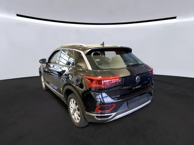 Volkswagen T-Roc 1.5 TSI Panoramadak | Standkachel | Virtual | Matrix LED IQ Light | Achteruitrijcam...