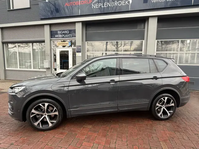 SEAT Tarraco 1.4 TSI e-Hybrid PHEV FR e-Hybrid FR 245PK Pano 360Cam Led Virtual Navi 2022 km 75.000