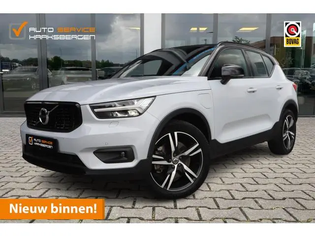 Volvo XC40 1.5 T5 Recharge R-Design | Camera | Memory | 19 Inch |