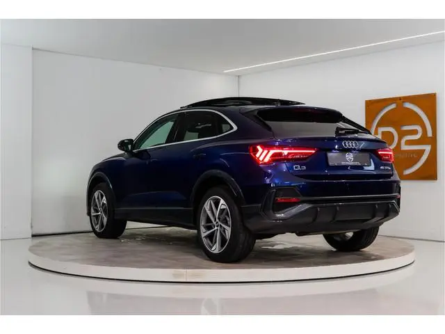 Audi Q3 Sportback 45 TFSI e Edition 245PK | Pano | Matrix | Sfeer | Cam | Stoelverw. | 12 MND Garant...