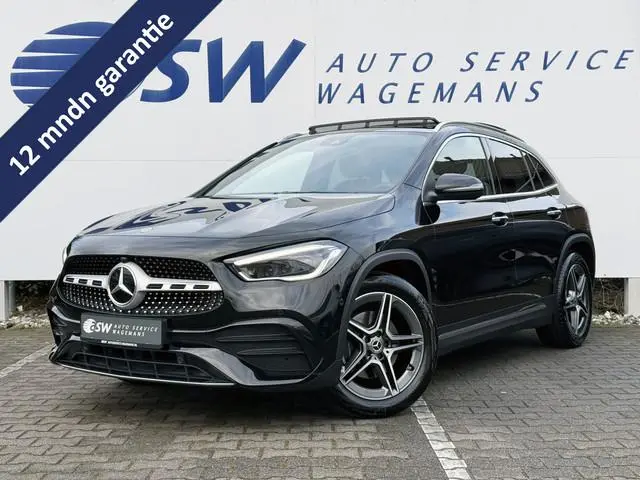 Mercedes-Benz GLA-klasse 200 Business Solution AMG | Pano | Memory | MultiBeam LED | Camera | 19 inc...