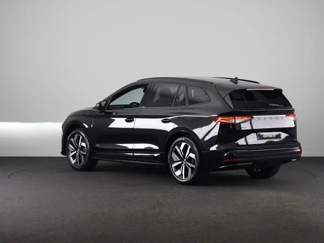 Skoda Enyaq 85 Sportline | Panoramadak | 20 inch | Sportstoelen | Adaptive Cruise | Blind Spot