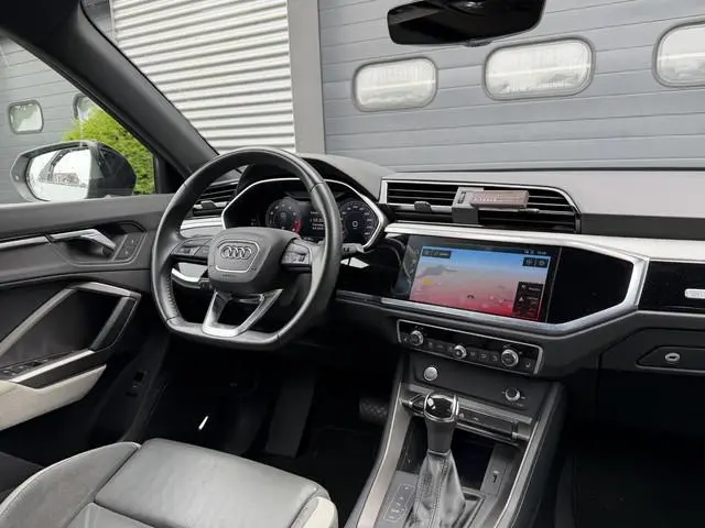 Audi Q3 Sportback 45 TFSI quattro edition one | Panoramadak | 360* Camera | Bang & Olufsen | Elektri...