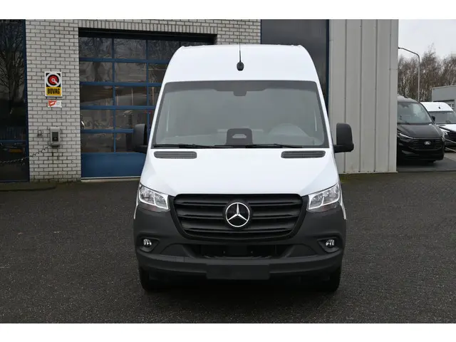 Mercedes-Benz eSprinter