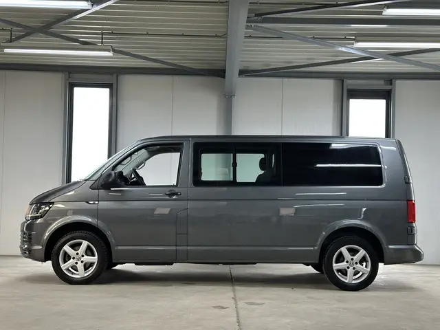 Volkswagen Transporter 2.0 TDI L2H1 DC Trendline