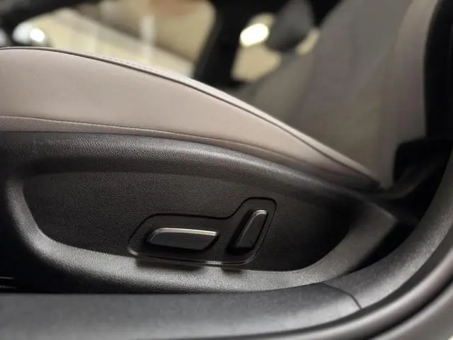 BYD SEAL