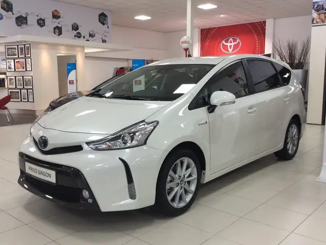 Toyota Prius+ 1.8 Hybrid Dynamic Automaat * 7-zits!