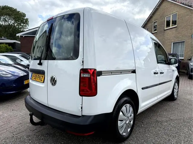 Volkswagen Caddy 2.0 TDI 102pk Automaat Airco, Trekhaak, Cruise Controll
