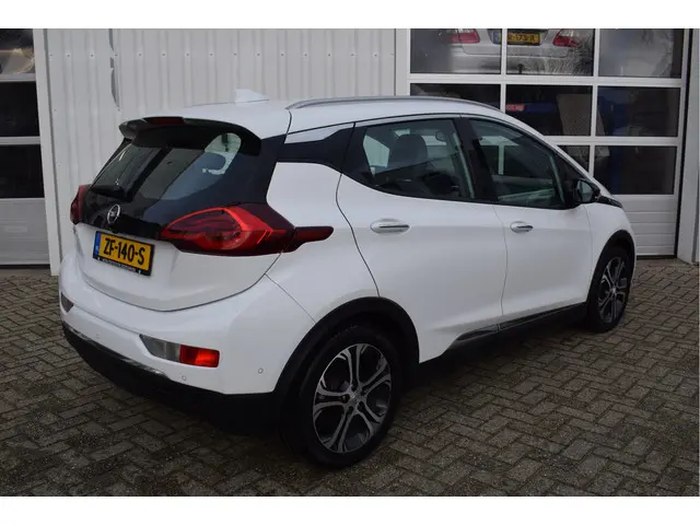 Opel Ampera-e Business executive 60 kWh | Leder | Bose Audio