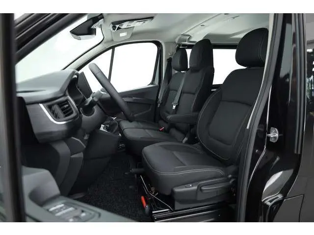 Renault Trafic 2.0 Blue-170pk-Automaat L2H1 Extra |  Dubb.Cab. | 6 pers. | BLACK EDITION | Camera | Cruise | Navi | Voorraad | BPM Vrij