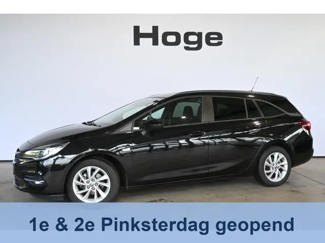 Opel Astra Sports Tourer 1.2 Business Edition Nap! Clima Navigatie Trekhaak Cruise control 1e Eigena...