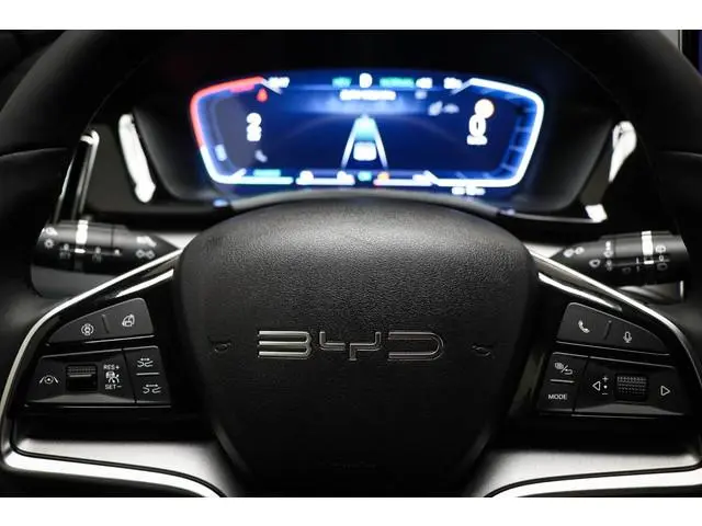 BYD SEAL U