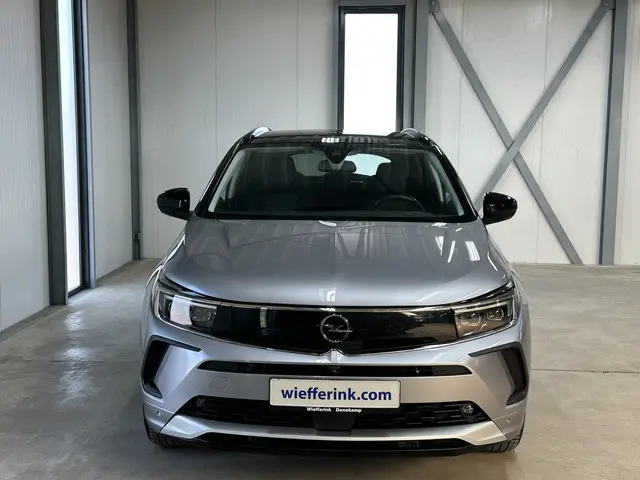 Opel Grandland 1.2 Turbo Business Elegance Aut. | Navi | Camera | Trekhaak |