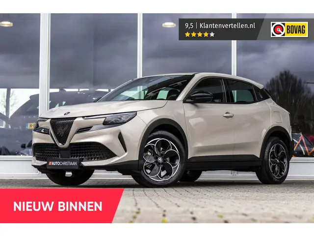 Alfa Romeo Junior Elettrica 54 kWh | ACC | SOH 97%