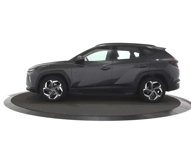 Hyundai Tucson 1.6 T-GDI PHEV Comfort 4WD Camera / Navigatie