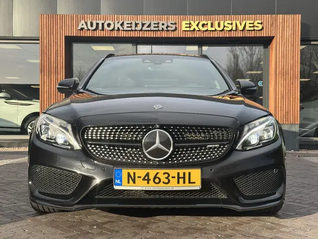 Mercedes-Benz C-klasse Estate AMG 43 4MATIC Panoramadak Adaptive Cruise Sportuitlaat 360Cam Trekhaak