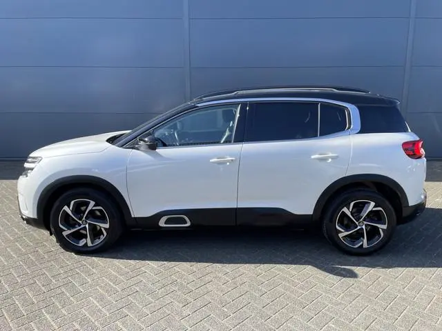 Citroën C5 Aircross 130pk Shine (Elektrisch Schuifdak - Trekhaak - Camera - Keyless Entry - Grip Con...