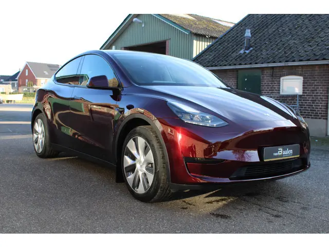 Tesla Model Y RWD 58 kWh SoH 95,5% LEER AUTOPILOT PANO 47000km!!!