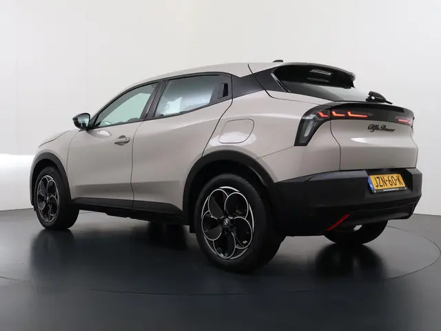 Alfa Romeo Junior