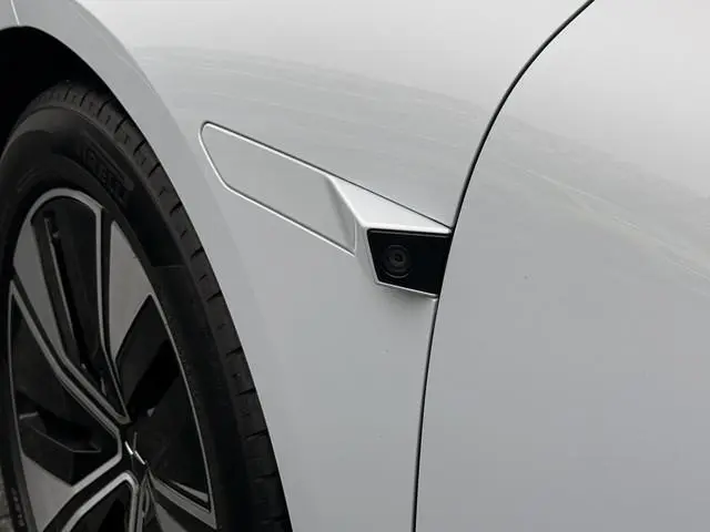 Polestar 4