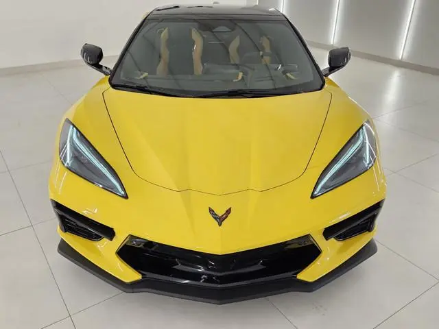 Corvette C8