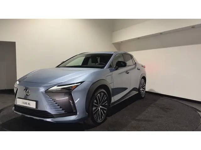 Lexus RZ
