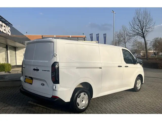 Ford Transit Custom 300 2.0 TDCI L2H1 Trend 136pk/100kW 6-bak | Vol leder | 12'' Sync4 Apple CP, And...