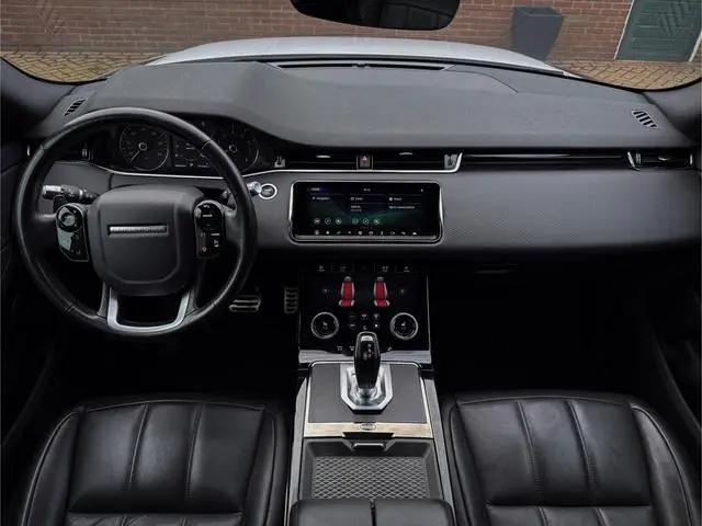 Land Rover Range Rover Evoque 2.0 P200 AWD R-Dynamic - Afn. trekhaak! Verw + elek verstelb stoelen,...