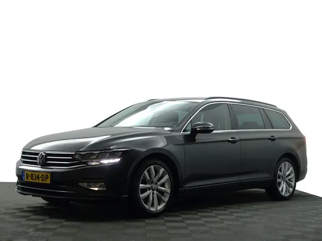 Volkswagen Passat Variant 1.5 TSI Business Aut- Ada Cruise, Ergo Comfort, Keyless, Carplay, Park Ass...