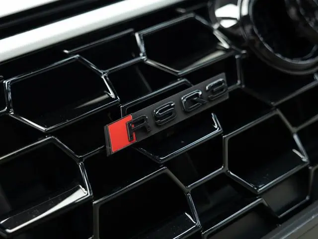 Audi RSQ3