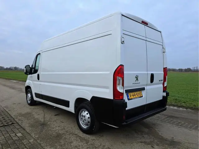 Peugeot Boxer 2.2 BlueHDi L2 H2 3.5T 140 Pk - Euro 6 - Navi - Airco - Cruise Control