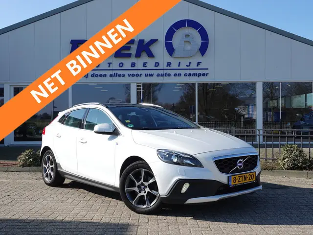 Volvo V40 Cross Country 1.6 T4 180PK Ocean Race PANO | VOL LEER | HK-AUDIO | DEALER ONDERH.