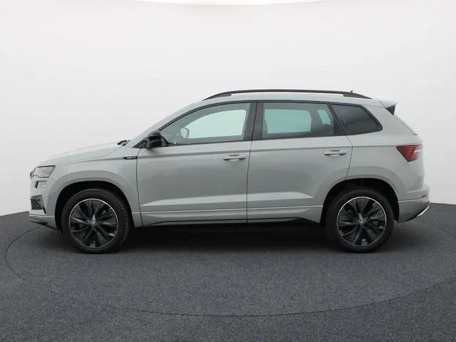 ŠKODA Karoq 1.5 TSI ACT Sportline Business | 360 Camera | Canton | Side Assist | Elk. A-klep | Prijs...