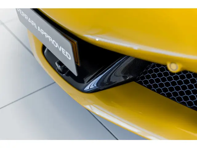 Ferrari SF90 Spider