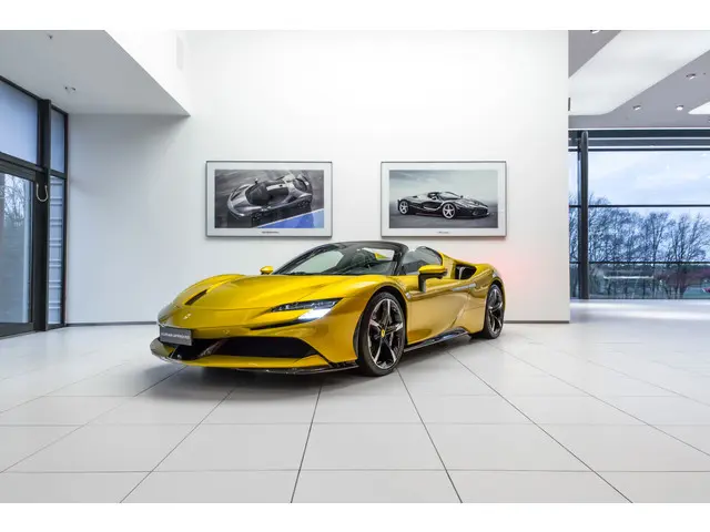 Ferrari SF90 Spider ~Ferrari Munsterhuis~