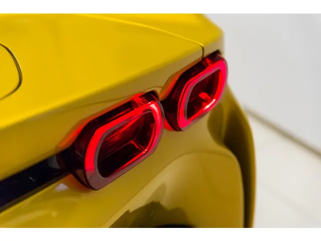 Ferrari SF90 Spider