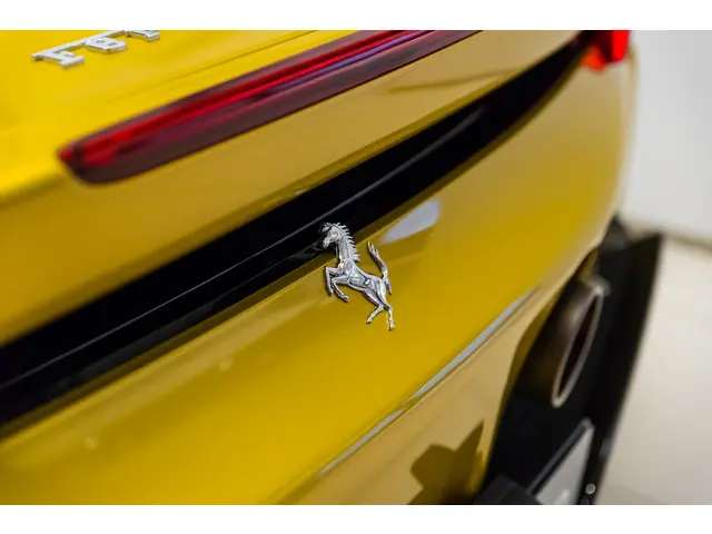Ferrari SF90 Spider