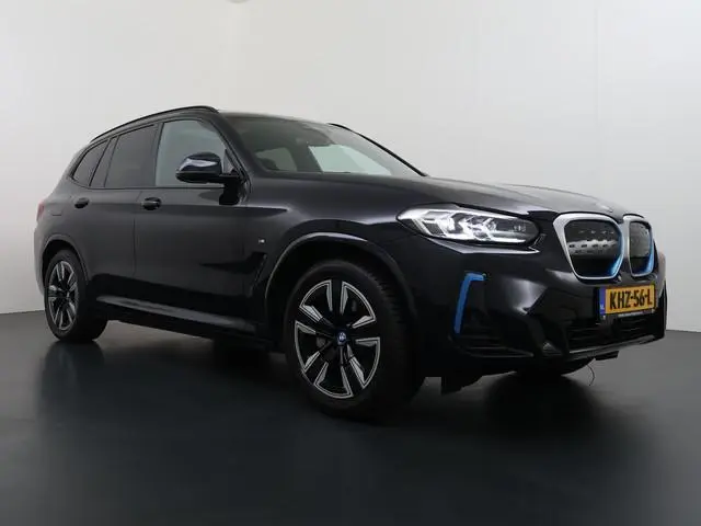 BMW iX3 Executive 80 kWh VAN: 44.900,- VOOR: 40.877,- UW WKVOORDEEL: 4.023,- | M-Sport |SOH 99% | EL...