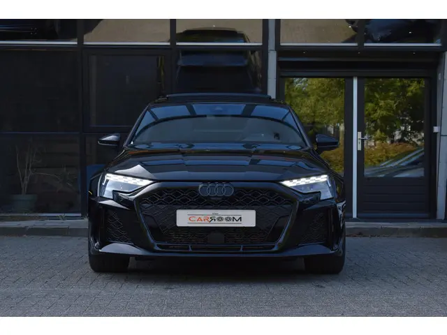 Audi RS3 Sportback 2.5 TFSI RS3 quattro HULK Pano HUD Kuip Lane Sonos Camera RS3 400PK