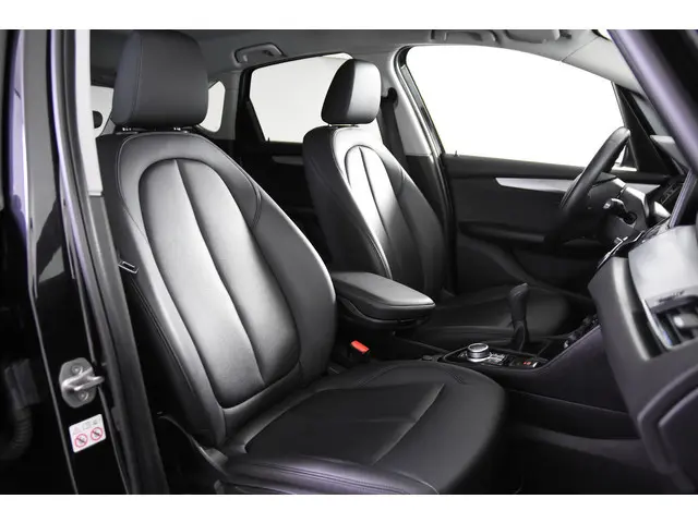 BMW 2-serie Active Tourer 216i *1ste Eigenaar*Leer*Trekhaak*Navigatie*