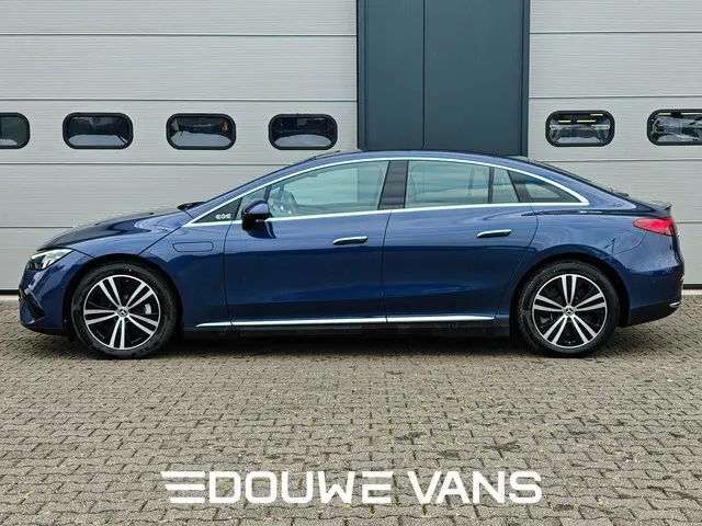 Mercedes-Benz EQE