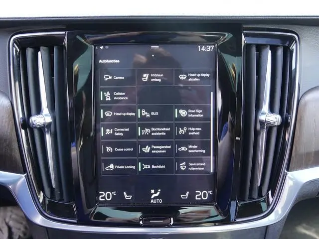 Volvo V90