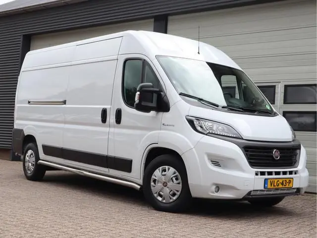 Fiat E-Ducato 3.5T L3H2 Maxi 47 kWh - Snelladen - Camera - Cruise - Clima