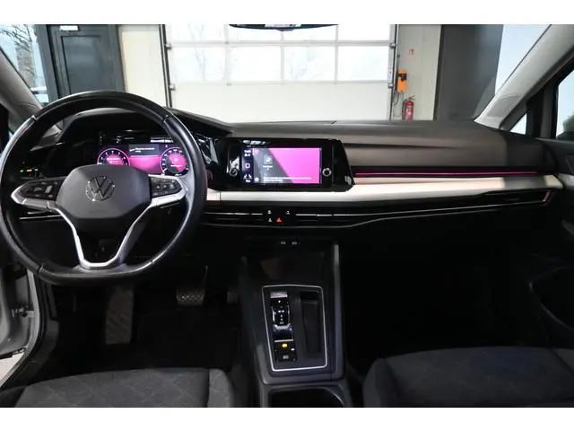 Volkswagen Golf 1.5 eTSI R-Line Automaat Clima Carplay Cruise Control Rijklaarprijs Inruil Mogelijk!